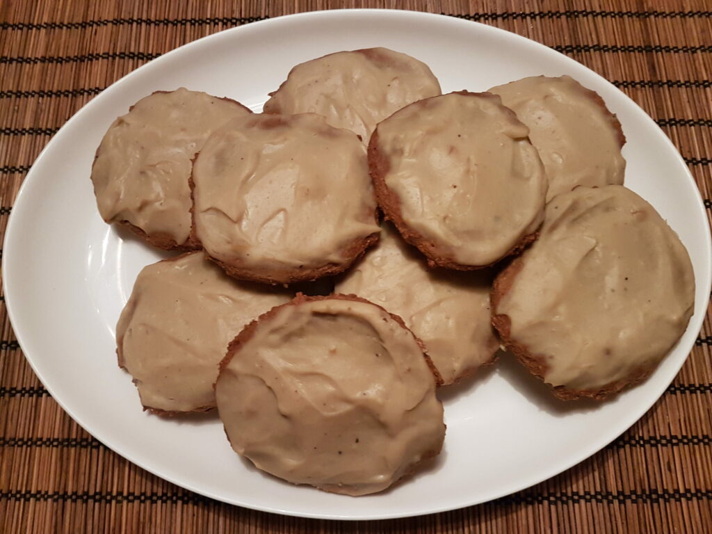 Read more about the article Chestnut cookies with topping – creamy good