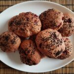 Rote-Bete-Brötchen – natürlich gefärbt